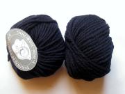 1 ball pure wool N° 8 black navy 211