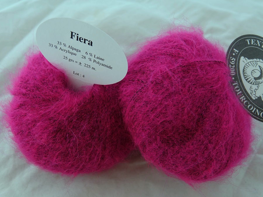1 pelote laine fine avec alpaga Fiera fuchsia