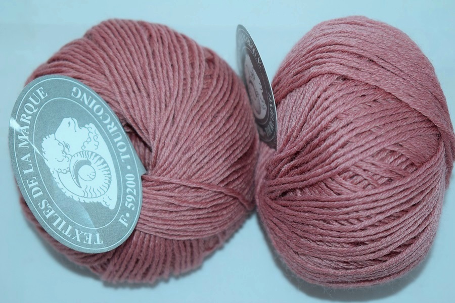 1 Pelote pure laine Lana rose antique 19