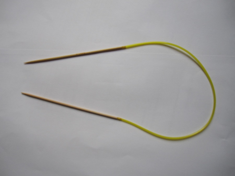 needle  bamboo circular N° 2,75 ( US size:2 ) 60 cm