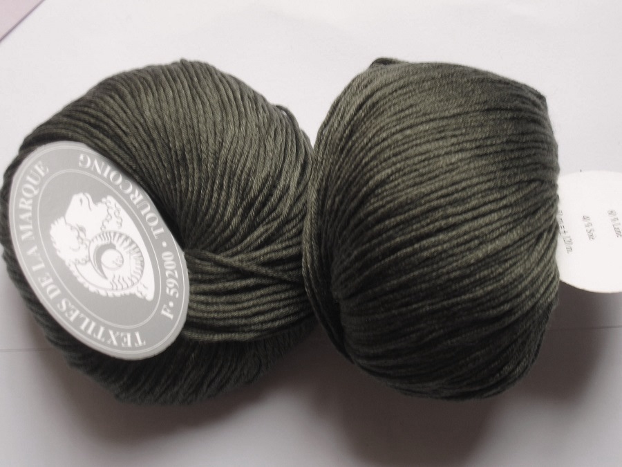 1 skein wool and silk Soyeuse dark khaki